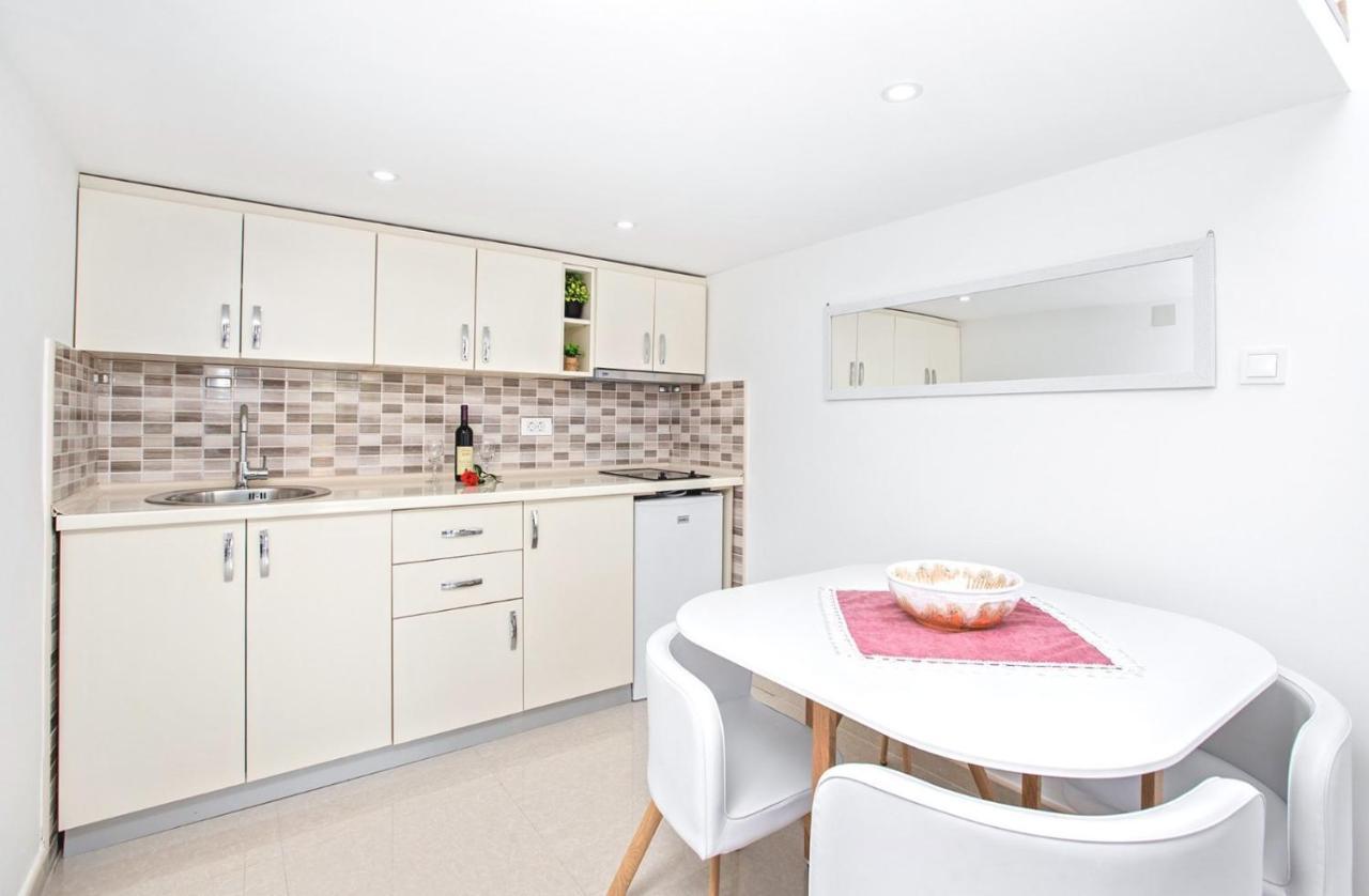 Apartmani Vasilije Kotor Luaran gambar
